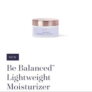 Monat Be Balanced lightweight Moisturizer